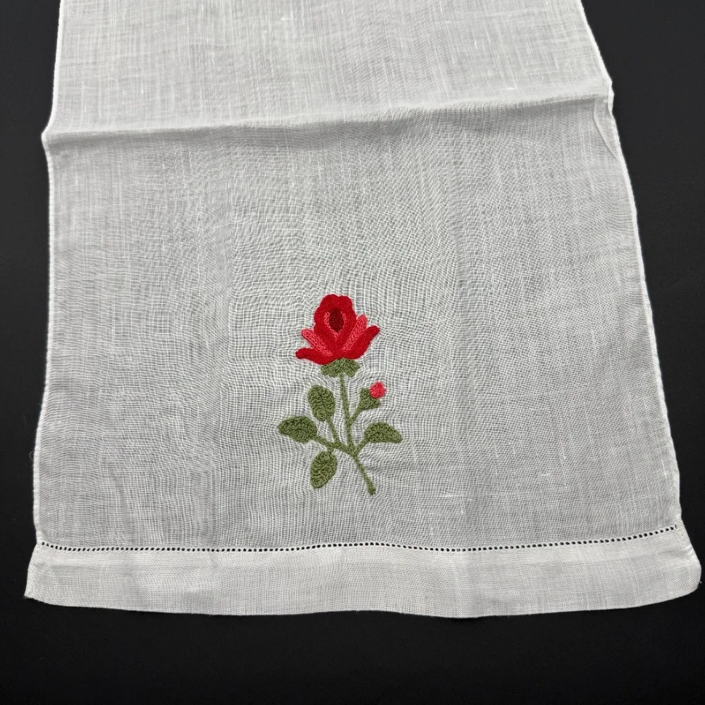Vintage,Unused White Madeira Linen , Embroidered Rose Finger Tip Guest Towel